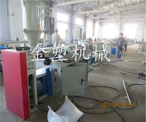 預(yù)應(yīng)力塑料波紋管生產(chǎn)線(xiàn)